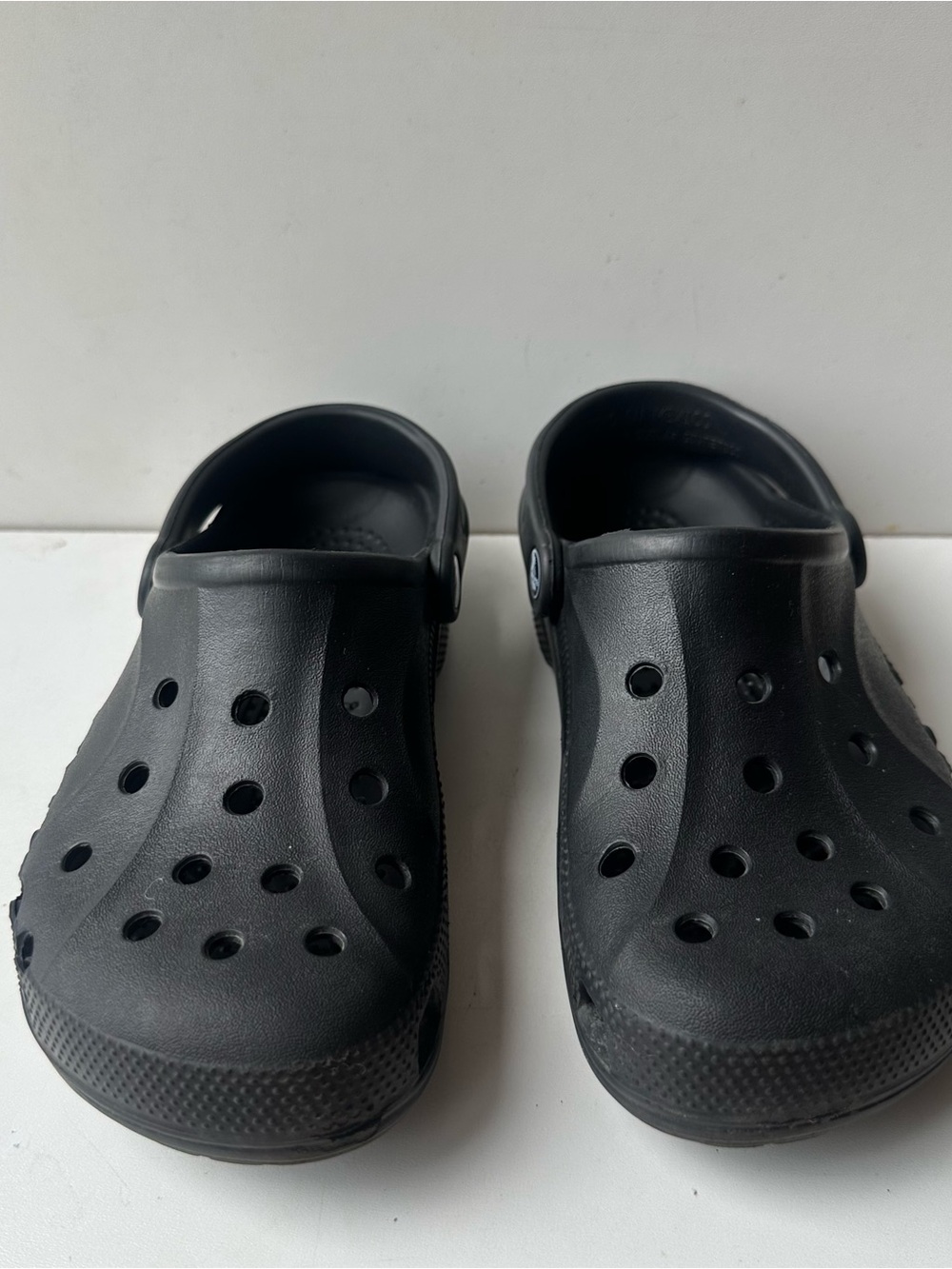 Crocs Classic Black Clogs Unisex Comfort Slip On Shoes Men’s 5 Women’s 7 EU 37